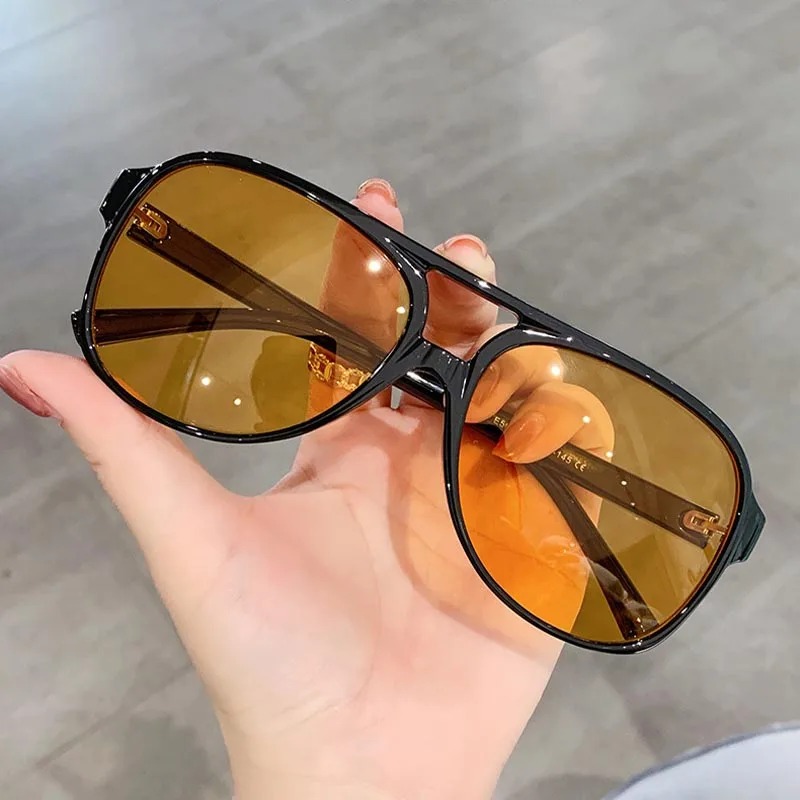 Women Fashion Glasses - نظارات شمسية كلاسيكية للرجال والنساء بإطار