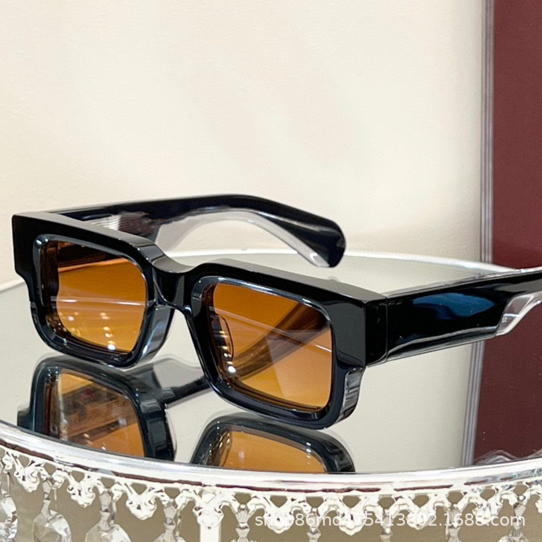 Women Fashion Glasses - نظارات شمسية جديدة 2026 بتصميم عصري