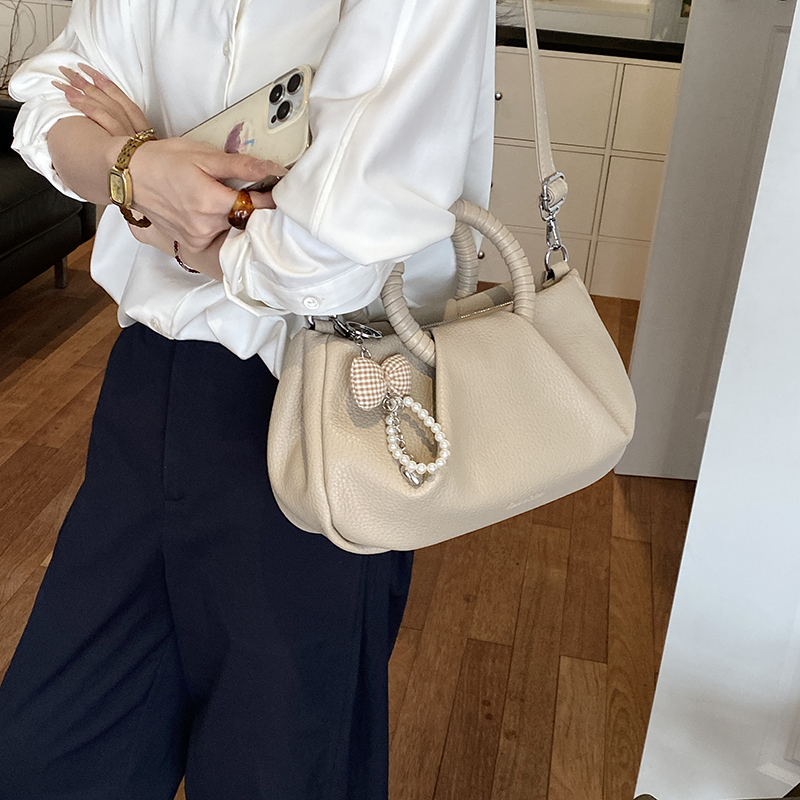 حقائب بتصميم مطوي ومقبض دائري  - مراجعة Women'S Fashion Boutique وسعره