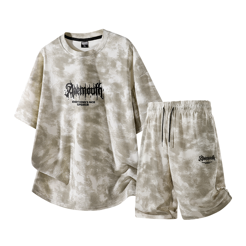 طقم رياضي رجالي بتصميم تاي داي - مراجعة Tie Dye Two Piece وسعره