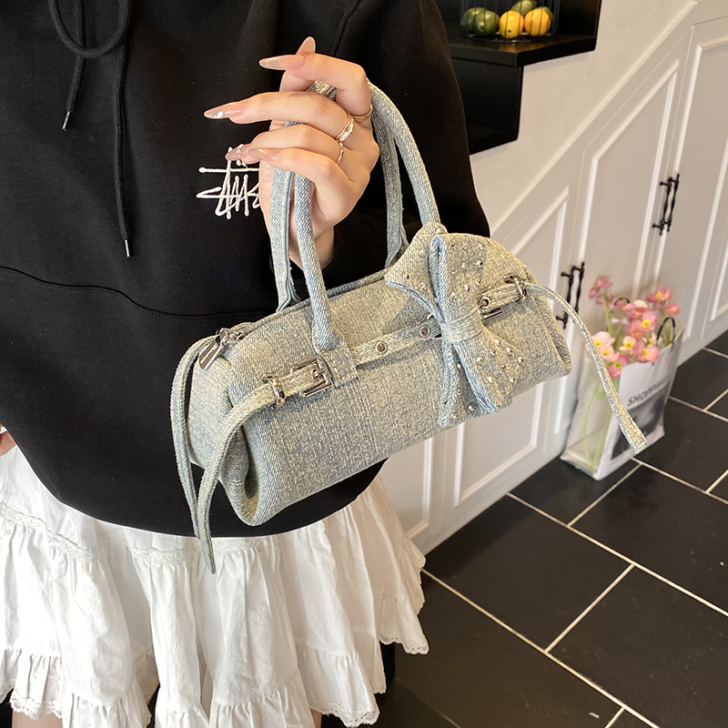 حقيبة بولينج صغيرة بتصميم فيون - مراجعة Women'S Fashion Boutique وسعره