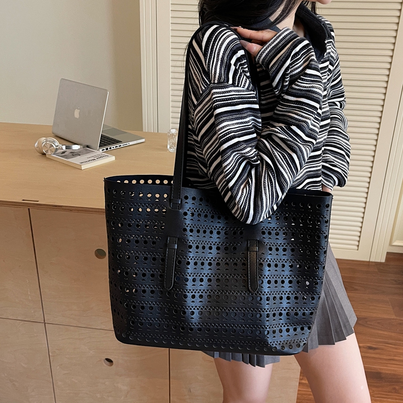حقائب كتف كبيرة الحجم للنساء ب - مراجعة Women'S Fashion Boutique وسعره