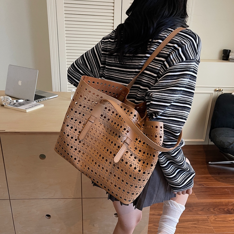حقائب كتف كبيرة الحجم للنساء ب - مراجعة Women'S Fashion Boutique وسعره