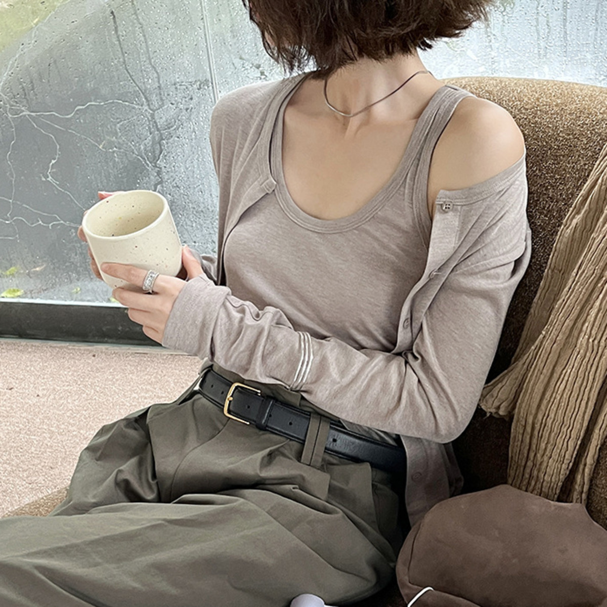 طقم نسائي من قطعتين من IG: توب - مراجعة Crop Top Women وسعره