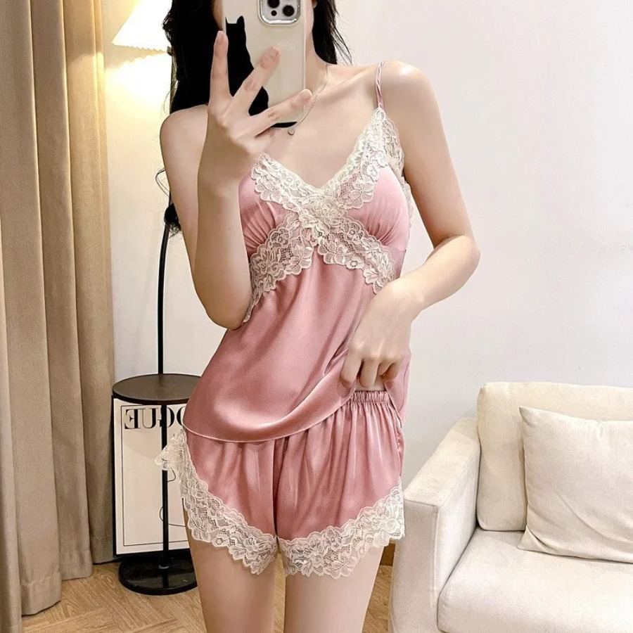 طقم بيجامة نسائي مثير من السات - مراجعة Lace Trim Cami وسعره