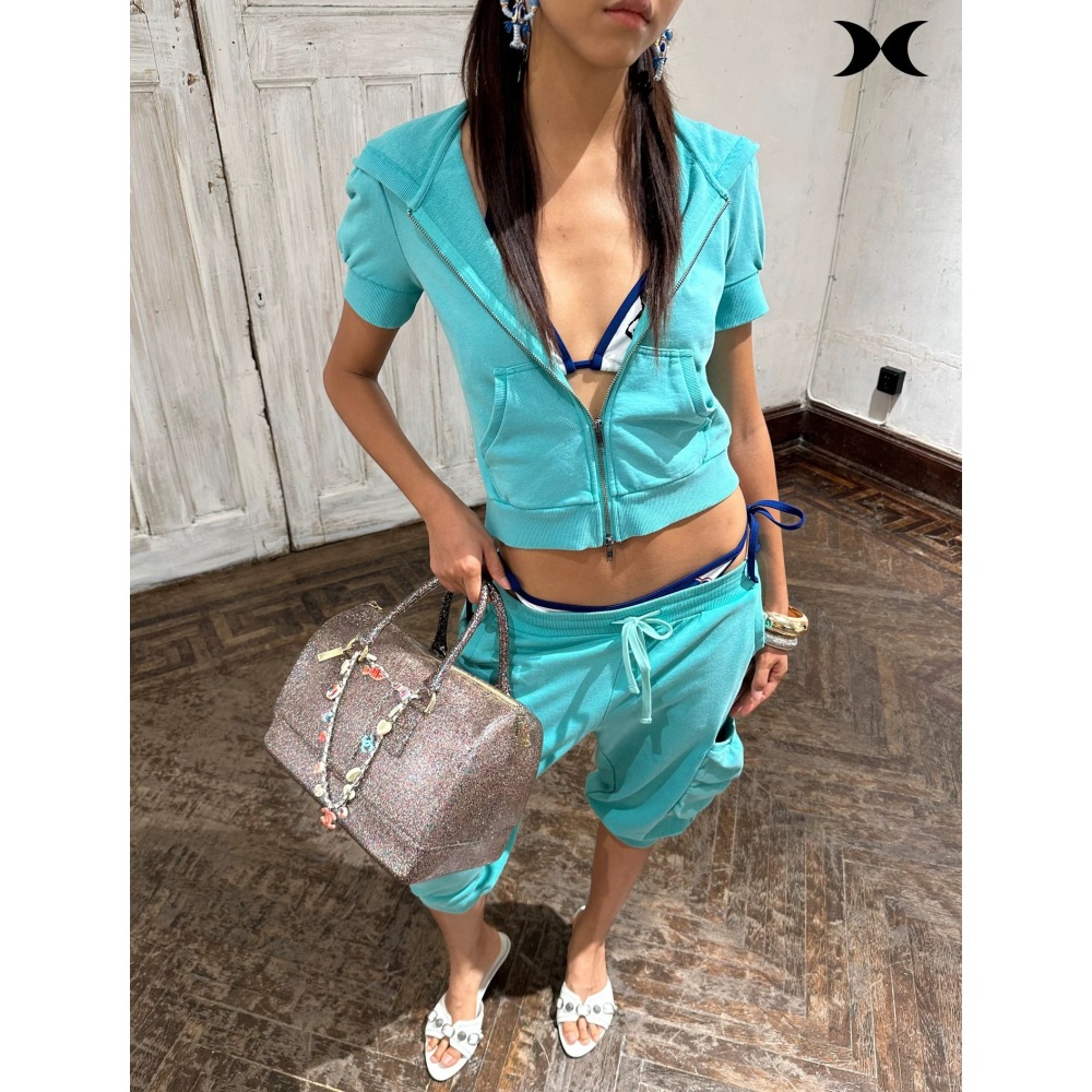 طقم رياضي عصري بلون موحد على ط - مراجعة Women'S Fashion Trends وسعره